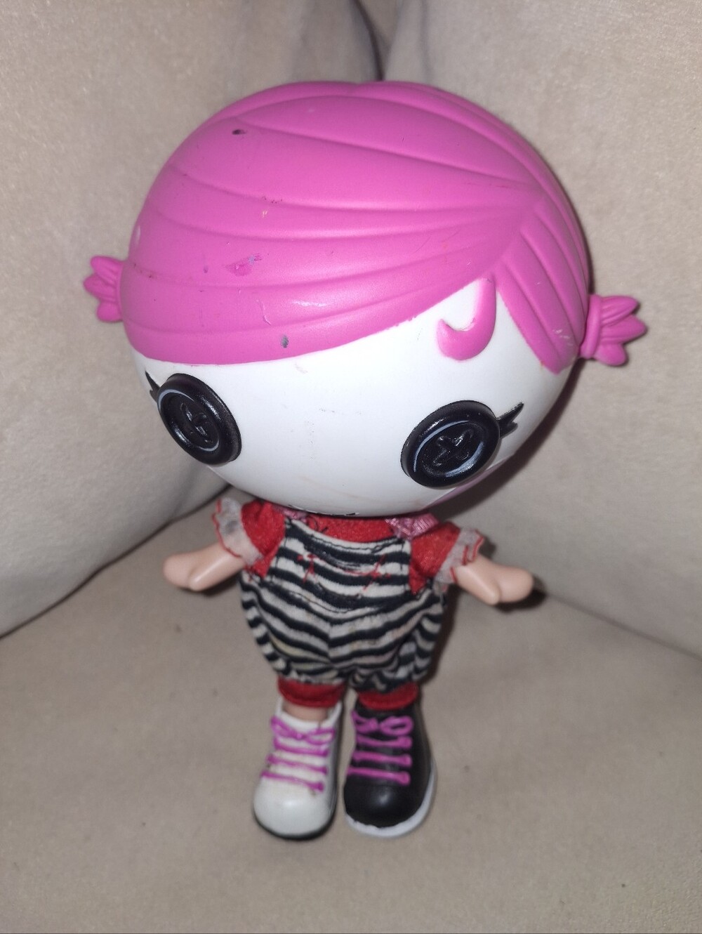 Lalaloopsy 5 Inc Pink-Haired Button-Eye Doll - Kids Toy